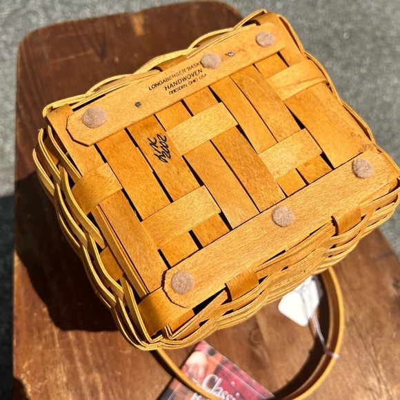 2002 Longaberger Tiny Tote Basket - Picture 4 of 4